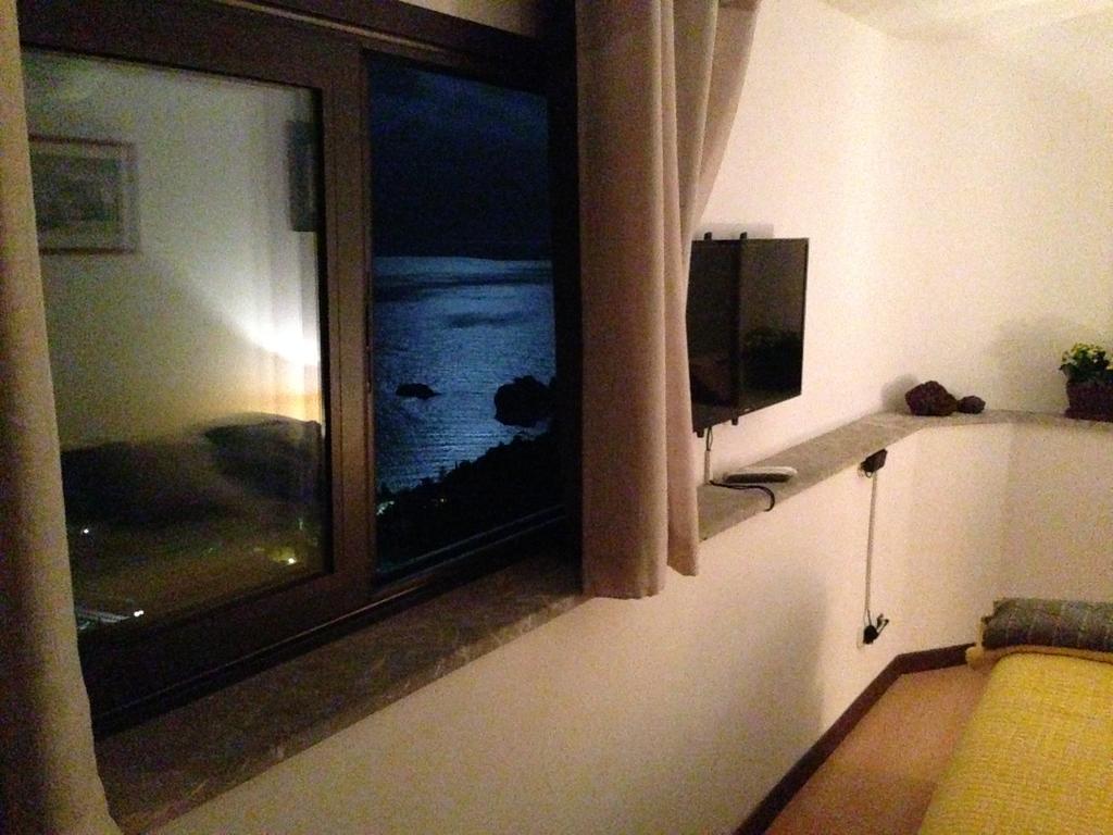 B&B La Terrazza Sul Mare Таорміна Екстер'єр фото