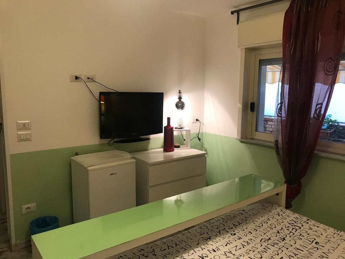 B&B La Terrazza Sul Mare Таорміна Екстер'єр фото